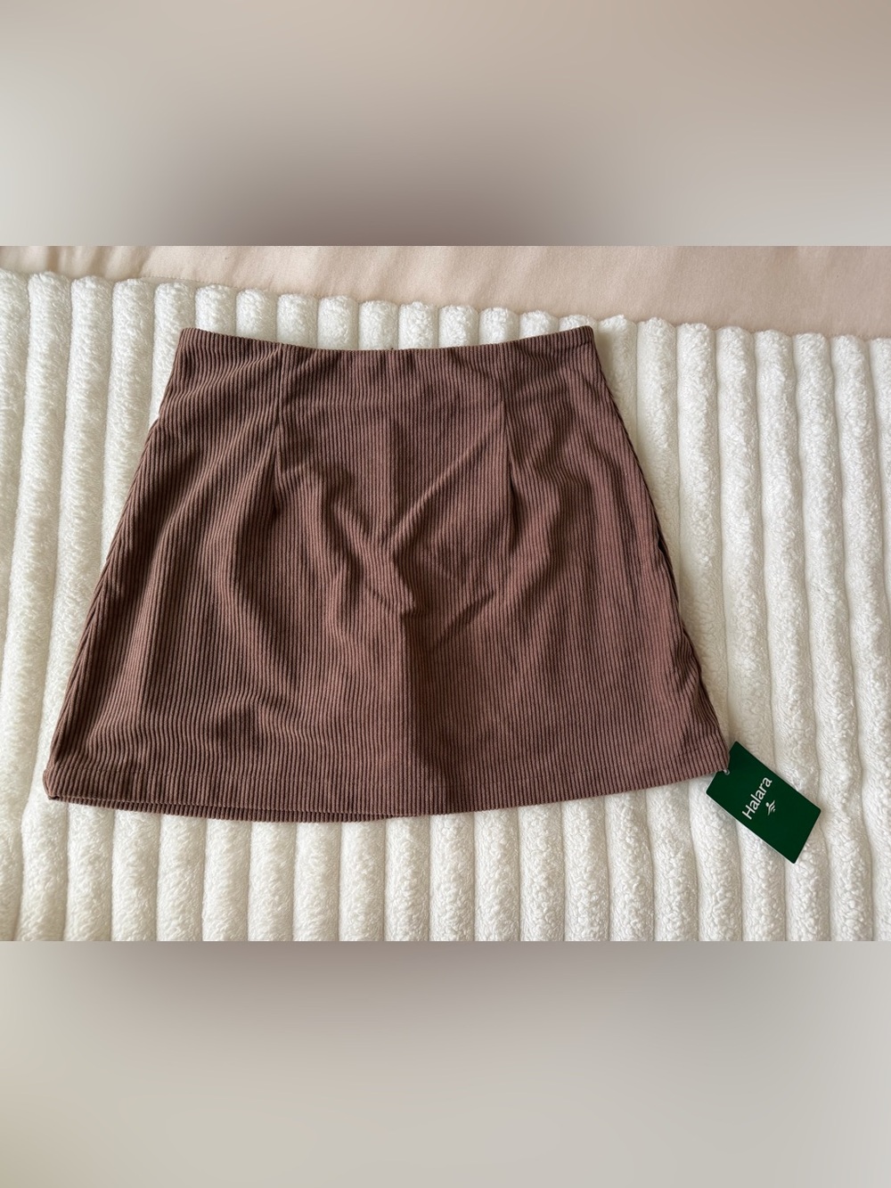 NWT HALARA High Waisted 2-in-1 A Line Mini Corduroy Casual Skirt - Picture 3 of 11